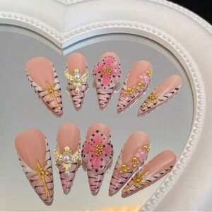 High quality press on Elegant Pink and Gold Nail Art Set